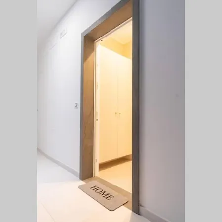 Rent Casa Almika De Miccolis 아파트 바리